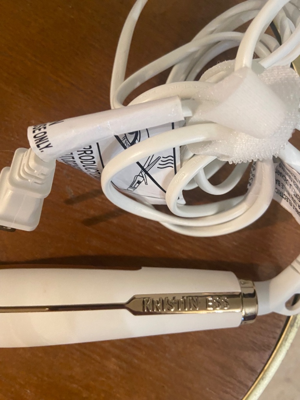 kristen ess 2 inch barrel curler - Picture 2 of 3